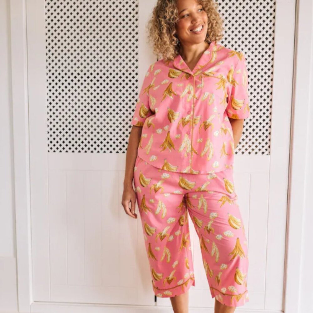 NWT Their Nibs Pink Bananas Short Sleeve Cropped Leg Capri Pajama Set Size M